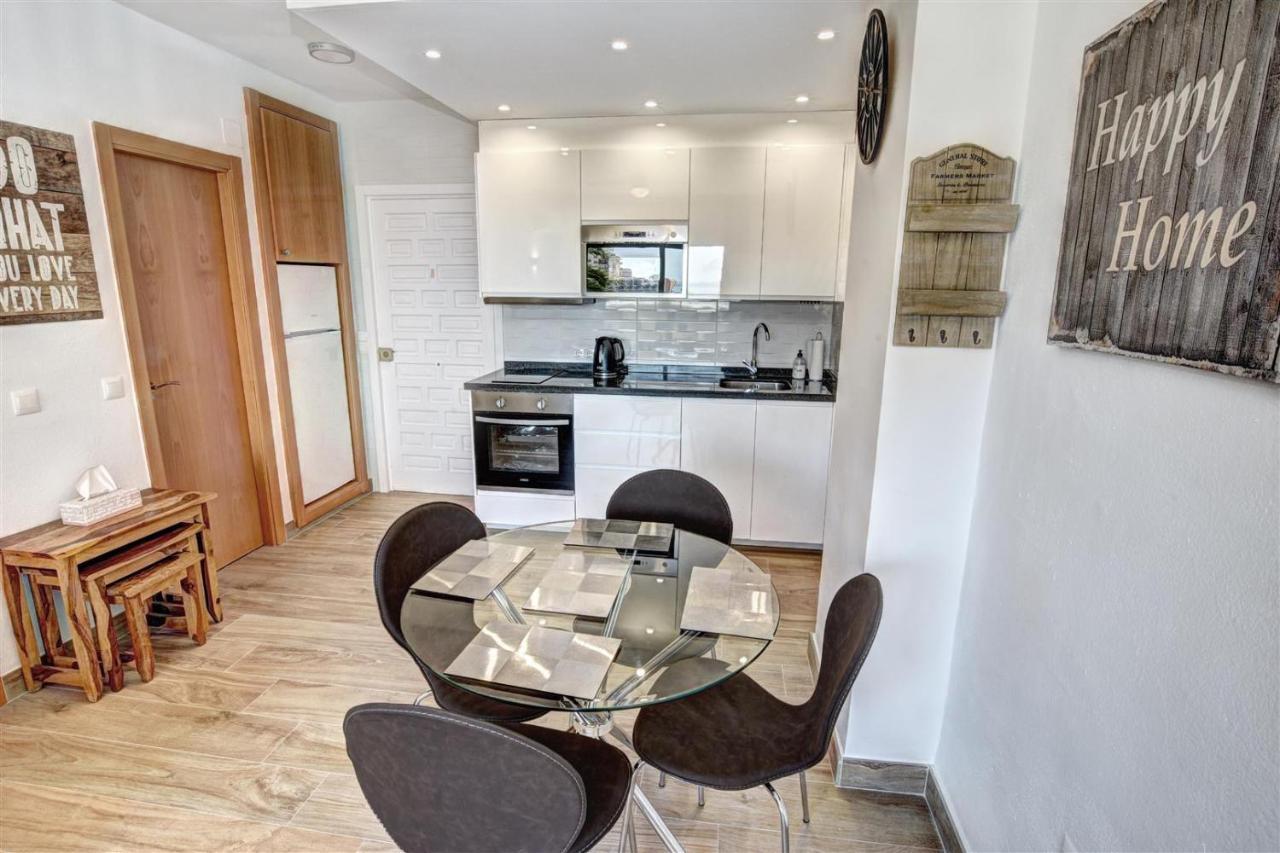Benal Beach, Luxury Sea & Mountain View Beachside 1 Bedroom Apartment Benalmádena Εξωτερικό φωτογραφία