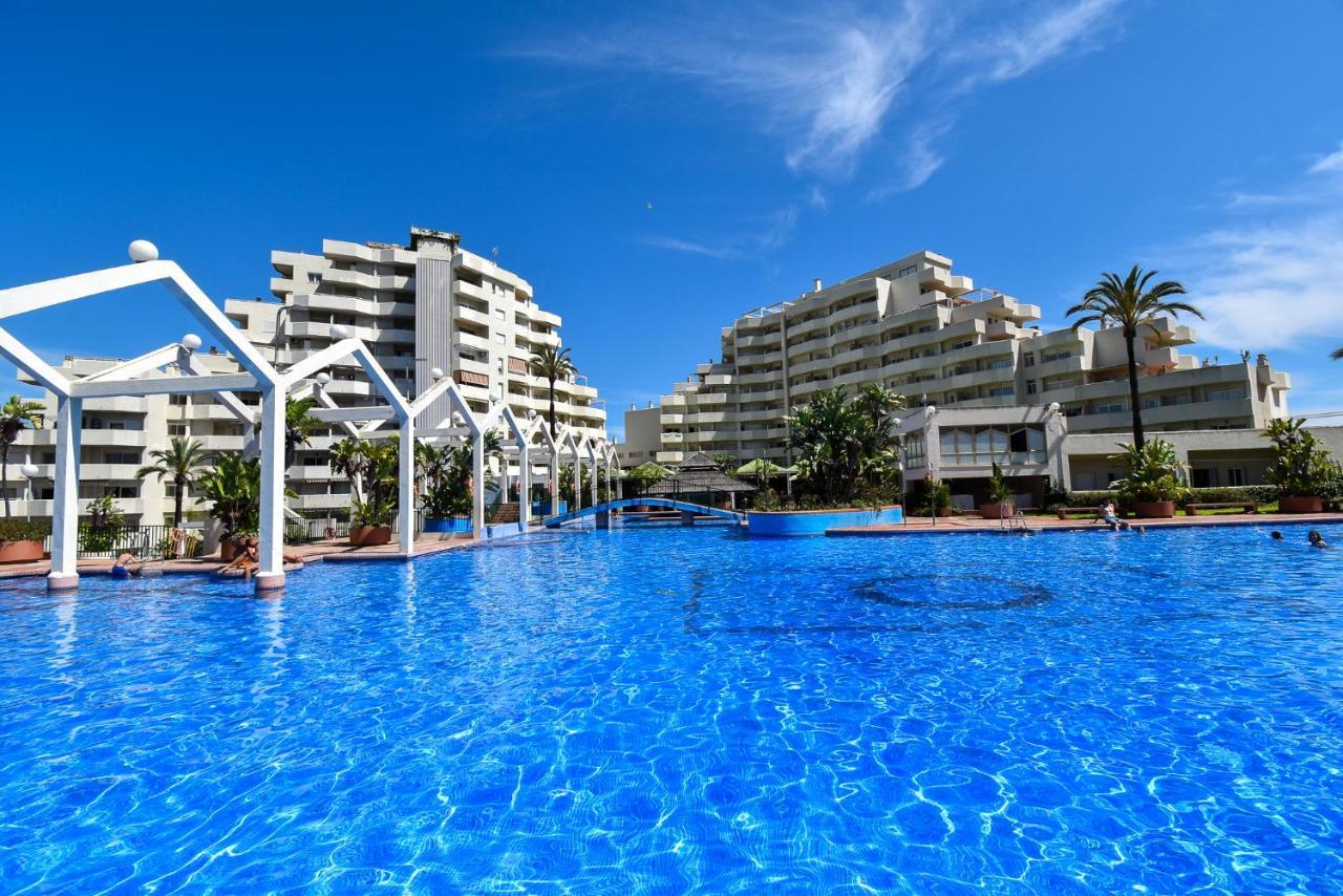 Benal Beach, Luxury Sea & Mountain View Beachside 1 Bedroom Apartment Benalmádena Εξωτερικό φωτογραφία