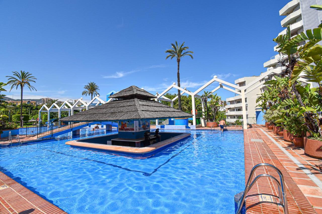 Benal Beach, Luxury Sea & Mountain View Beachside 1 Bedroom Apartment Benalmádena Εξωτερικό φωτογραφία